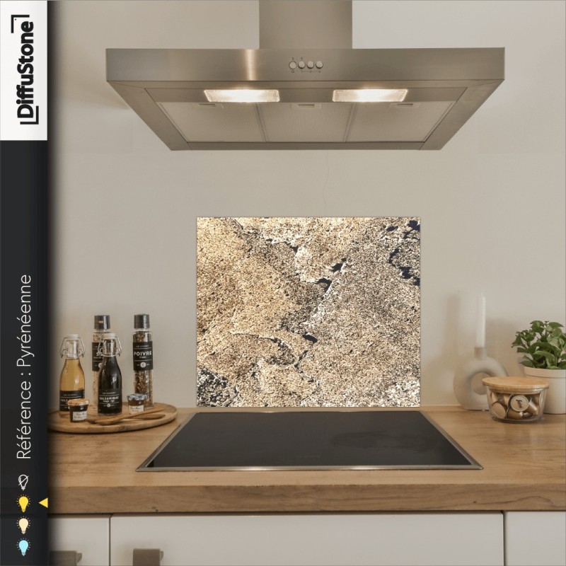 Fond de hotte DiffuStone – Pyrénéenne – 60 × 60 cm